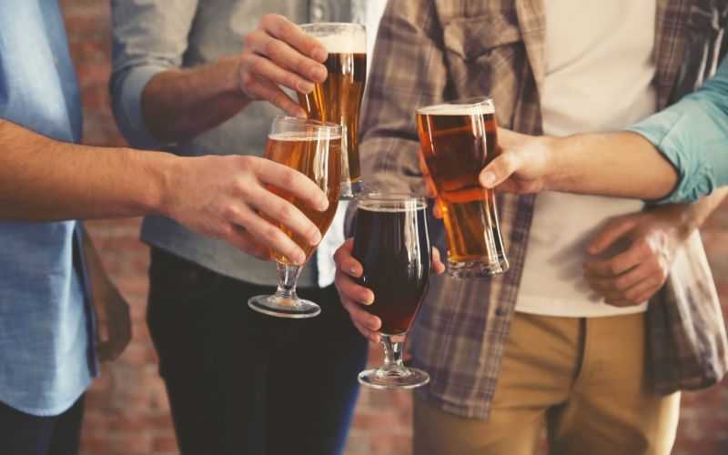 Explorando el mundo de la venta de cerveza artesanal: opciones y recomendaciones