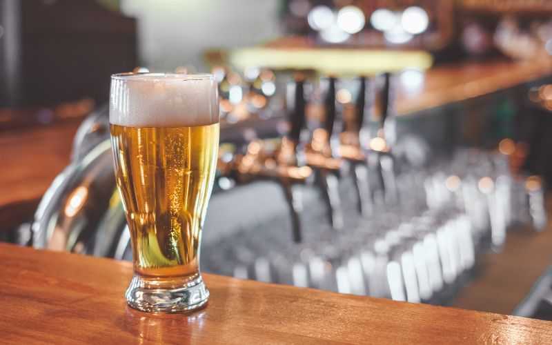 Una experiencia única: comprar cerveza online y recibirla en la puerta de tu hogar